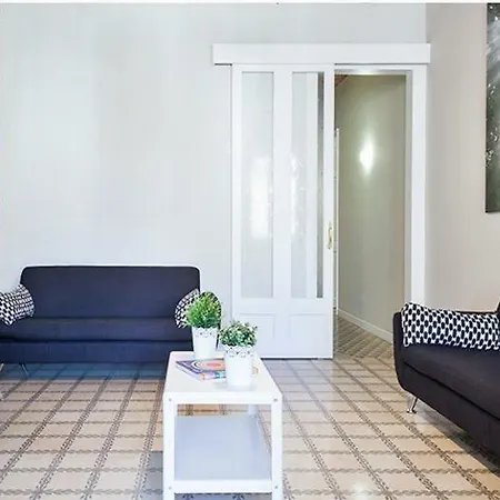 Apartamento Calle Mallorca Aribau Apartment *