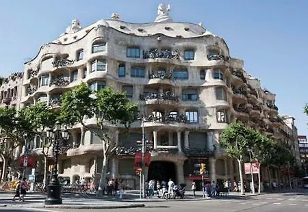 Apartamento Calle Mallorca Aribau Apartment *